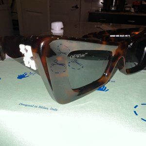 Off White Havana Sunglasses - Tortoise color